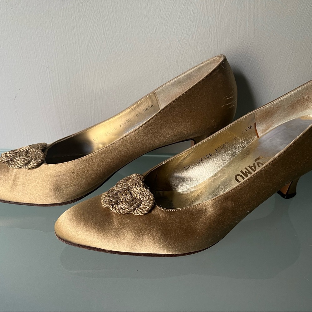 Salvatore Ferragamo Gold Heels with Intricate Design - Picture 2 of 12